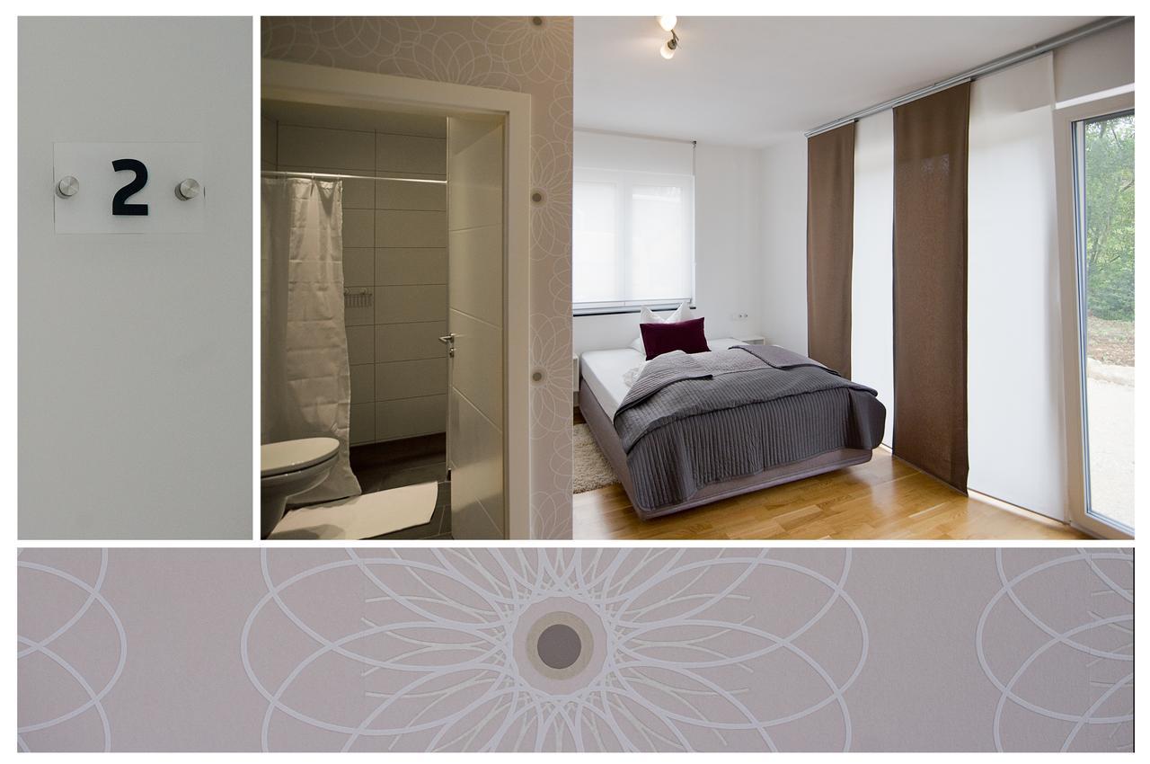 Hotel Apartment Am Arbach Eningen unter Achalm الغرفة الصورة
